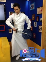 女主角佩内洛普·克鲁兹与二位型男欧文·威尔逊和本·斯蒂勒亮相红毯，克鲁兹身穿绿裙十分妖娆惹眼。
